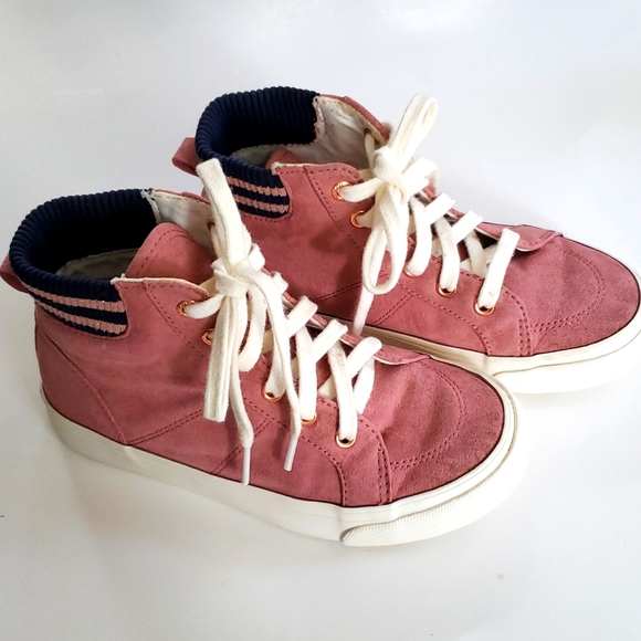 Old Navy shoes - Picture 1 of 9